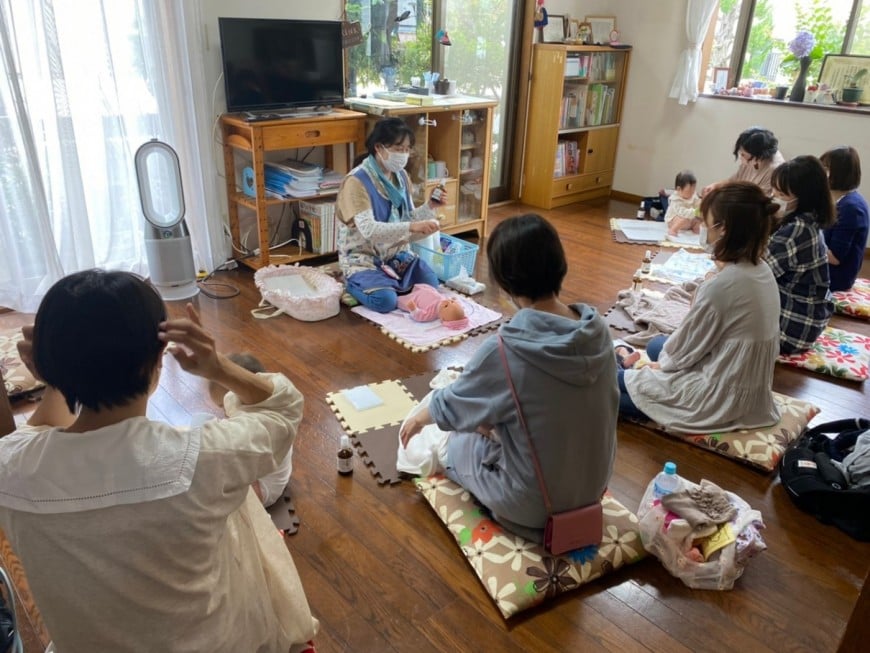 ベビーマッサージ講習会